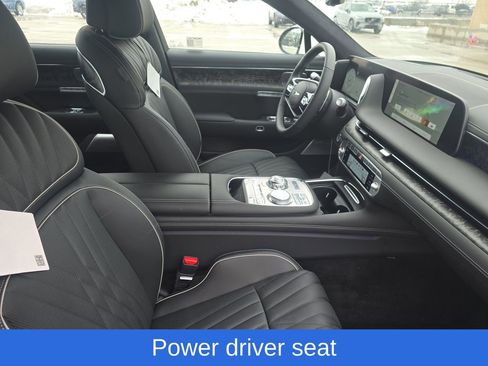 Used 2025 Genesis G90 3.5T image 7