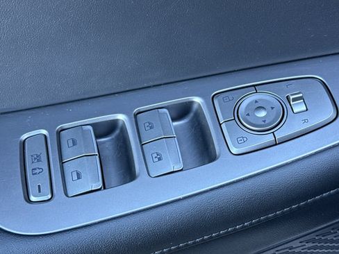 Used 2023 Hyundai Palisade SEL w/ Cargo Package image 12