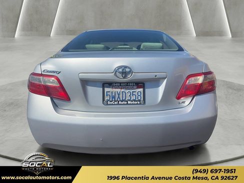 Used 2007 Toyota Camry LE FWD image 3