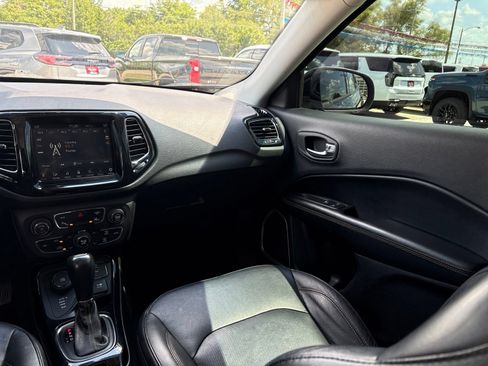 Used 2017 Jeep Compass Limited AWD/4WD image 22
