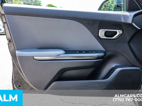 Used 2025 Kia K4 FWD image 43
