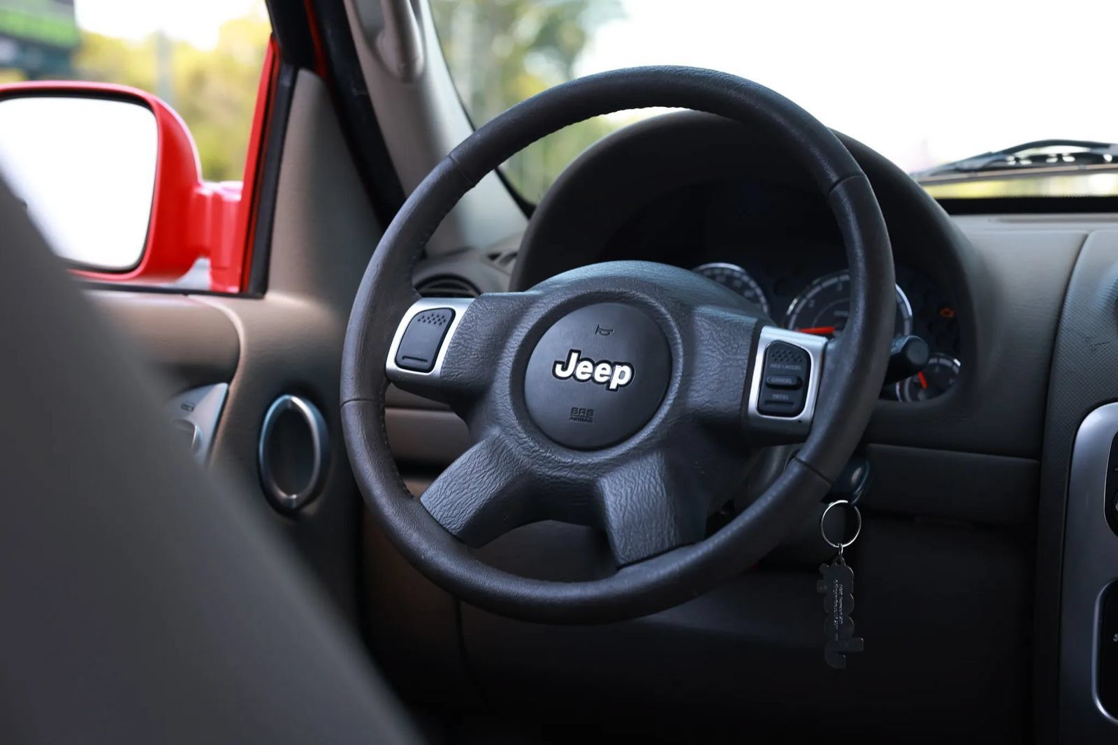 Used 2006 Jeep Liberty Limited AWD/4WD image 29