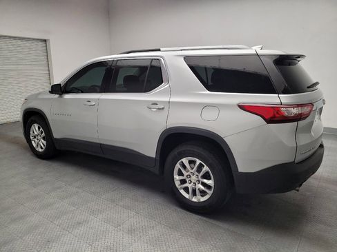 Used 2018 Chevrolet Traverse LT image 3