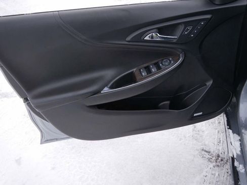 Used 2024 Chevrolet Malibu LT image 11