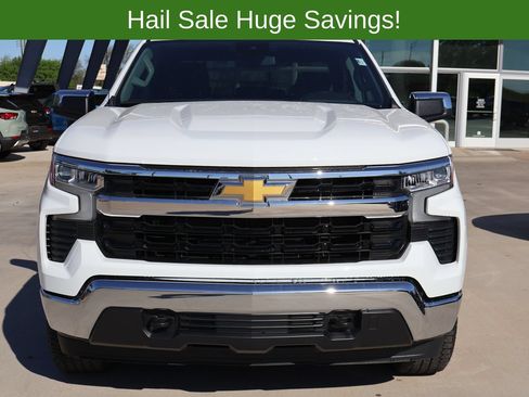 Used 2024 Chevrolet Silverado 1500 LT AWD/4WD image 4