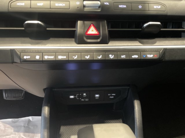 Used 2025 Kia K4 FWD image 25