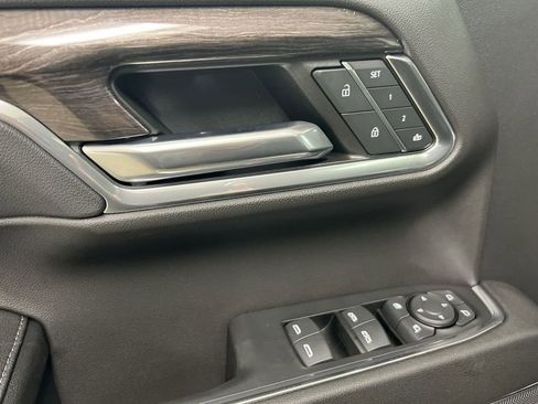 Used 2023 Chevrolet Silverado 1500 LTZ w/ Technology Package AWD/4WD image 22