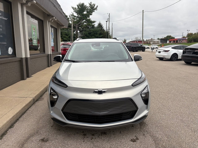 Used 2023 Chevrolet Bolt EUV LT FWD image 8