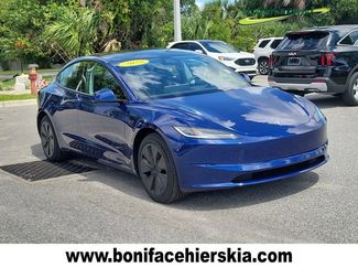 Used 2025 Tesla Model 3 Long Range RWD video 1