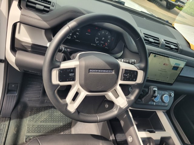 Used 2025 Land Rover Defender 110 S AWD/4WD image 30