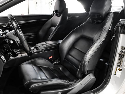 Used 2014 Mercedes-Benz E 550 Cabriolet image 37