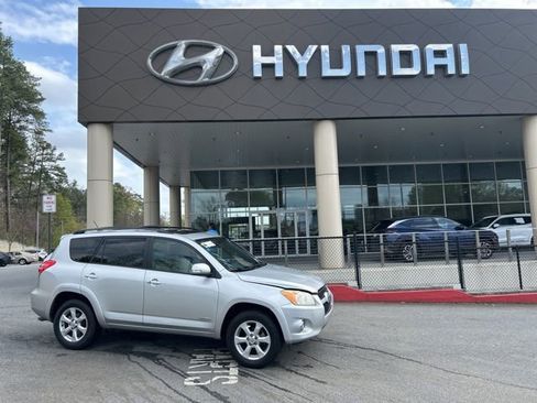 Used 2009 Toyota RAV4 Limited image 1