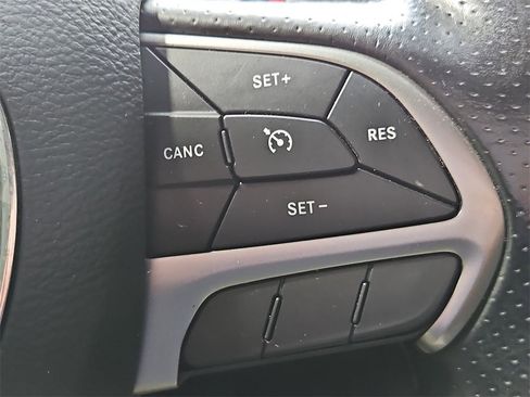 Used 2020 Dodge Durango GT image 30