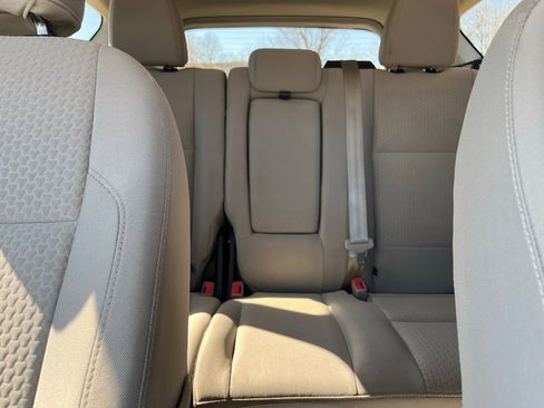 Used 2017 Ford Escape SE image 22