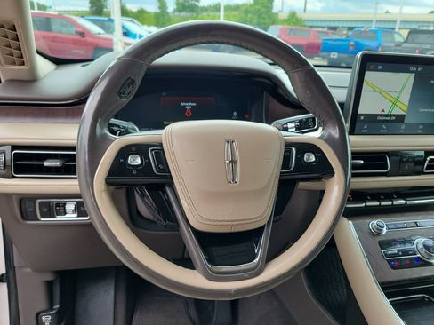 Used 2022 Lincoln Aviator Reserve w/ Equipment Group 201A AWD/4WD image 23