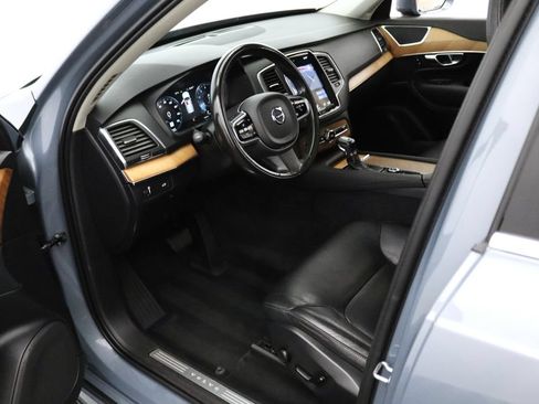 Used 2021 Volvo XC90 T6 Momentum AWD/4WD image 20