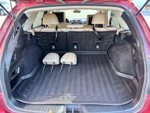 Used 2017 Subaru Outback 3.6R Limited AWD/4WD image 19