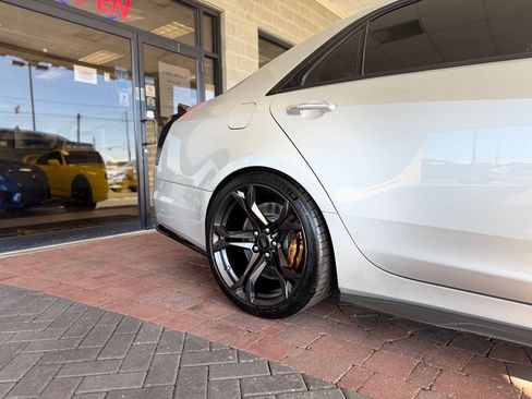 Used 2016 Cadillac CTS V w/ Luxury Package RWD image 20