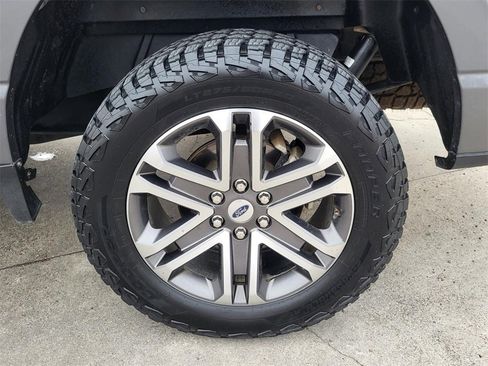 Used 2021 Ford F150 XL w/ STX Appearance Package image 31