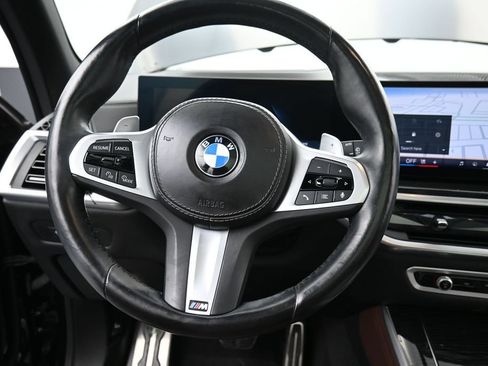 Used 2024 BMW X5 xDrive40i w/ M Sport Package AWD/4WD image 12