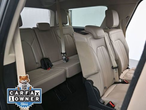 Used 2022 Ford Expedition Max Limited image 20