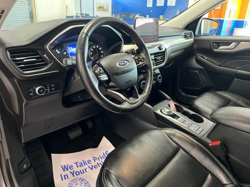 Used 2021 Ford Escape SEL FWD image 19