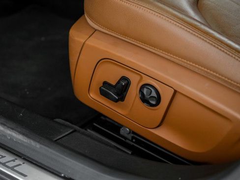 Used 2016 Maserati Ghibli RWD image 34