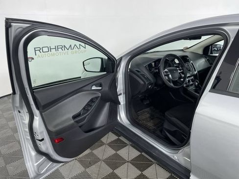 Used 2013 Ford Focus SE FWD image 17