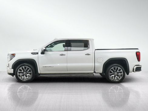Used 2023 GMC Sierra 1500 Denali w/ Denali Reserve Package AWD/4WD image 2