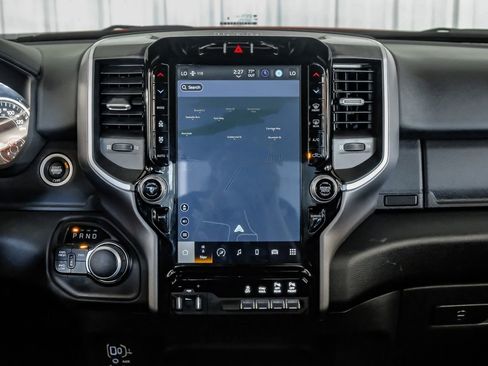 Used 2024 RAM 2500 Big Horn w/ Sport Appearance Package image 28