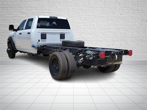 New 2025 RAM 4500 Tradesman image 3
