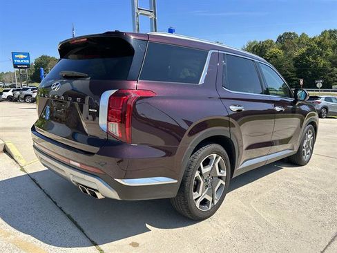 Used 2024 Hyundai Palisade Limited image 4