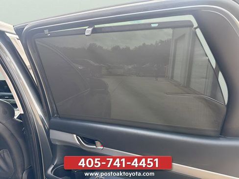 Used 2022 Hyundai Palisade SEL w/ Premium Package FWD image 12