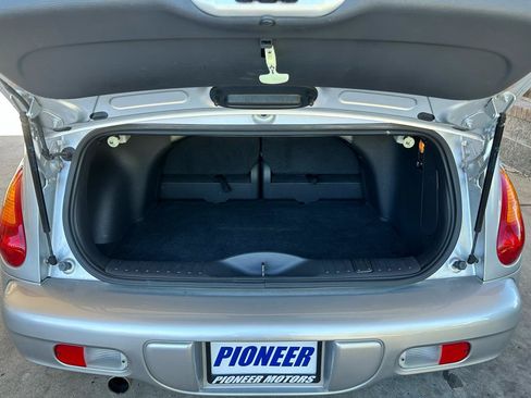 Used 2005 Chrysler PT Cruiser GT FWD image 24