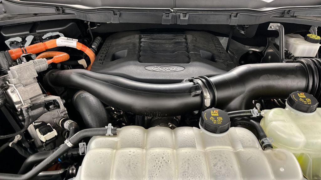 Used 2023 Ford F150 Lariat AWD/4WD image 25