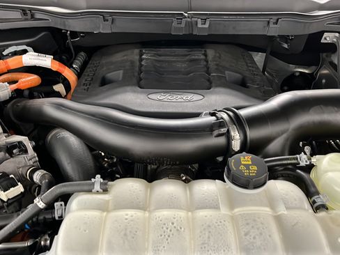 Used 2023 Ford F150 Lariat AWD/4WD image 25