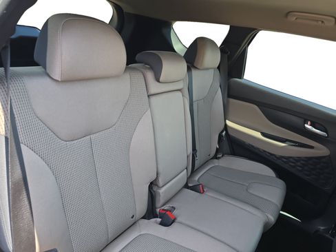 Used 2023 Hyundai Santa Fe SEL FWD image 18