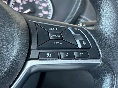 Used 2024 Nissan Sentra SV FWD image 26