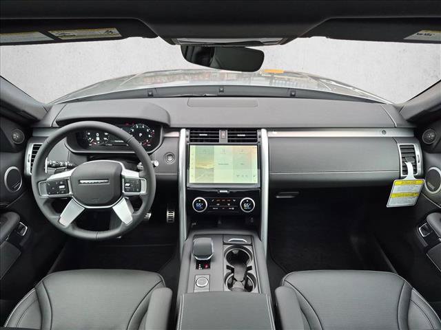 New 2026 Land Rover Discovery Limited Edition AWD/4WD image 22