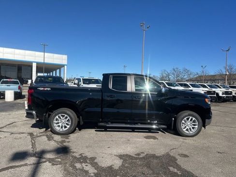 New 2026 Chevrolet Silverado 1500 LT AWD/4WD image 2