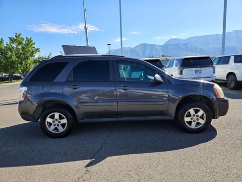 Used 2007 Chevrolet Equinox LS AWD/4WD image 2