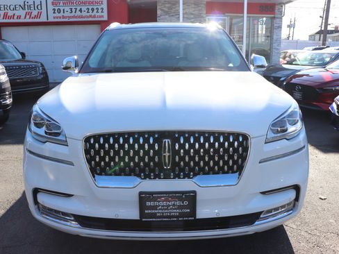 Used 2020 Lincoln Aviator Black Label w/ Dynamic Handling Package image 8