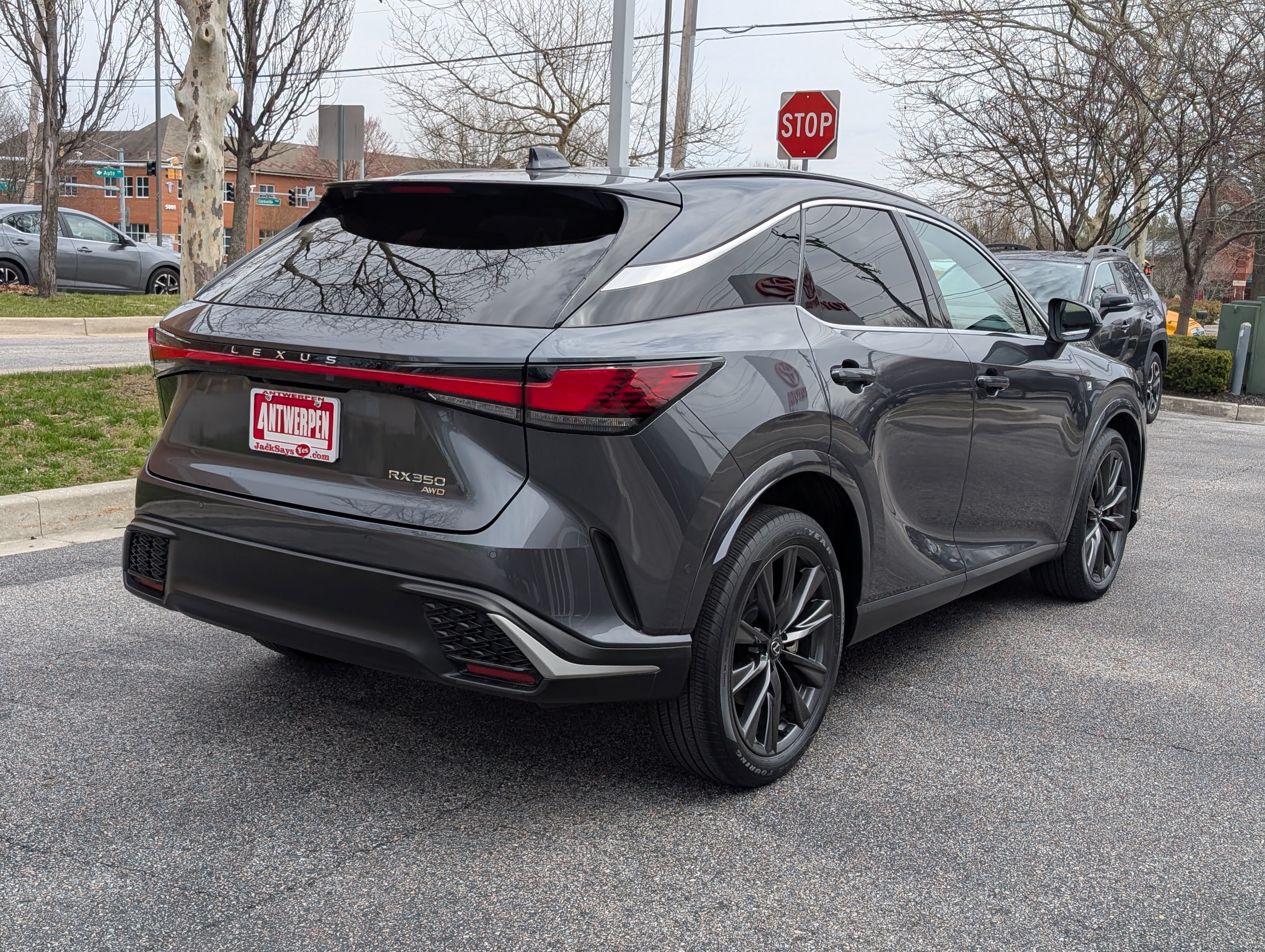 Used 2024 Lexus RX 350 F Sport w/ Convenience Package AWD/4WD image 3