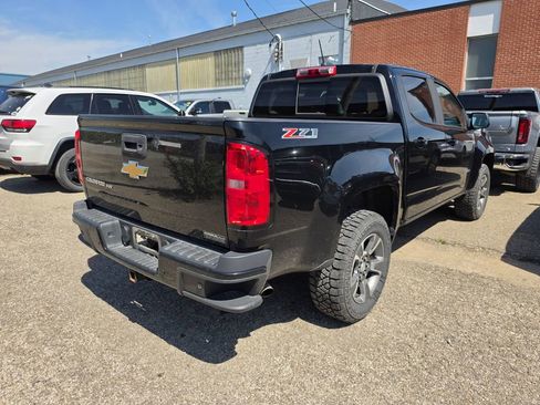 Used 2019 Chevrolet Colorado Z71 image 2