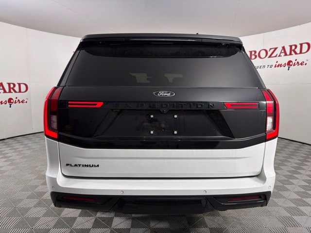Used 2025 Ford Expedition Platinum w/ Stealth Performance Package AWD/4WD image 11