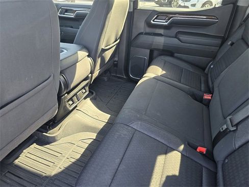 Used 2024 GMC Sierra 1500 Elevation image 12
