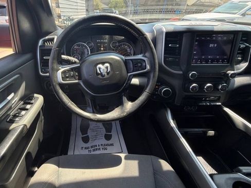 Used 2021 RAM 1500 Big Horn AWD/4WD image 3
