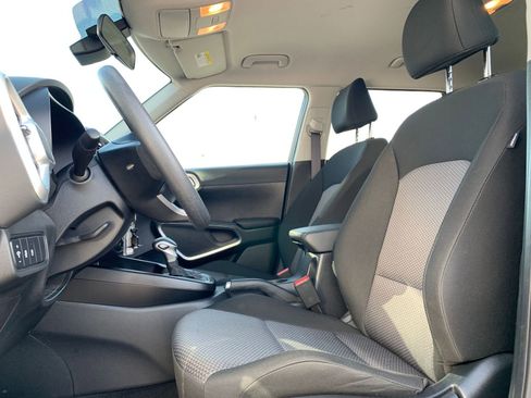 Used 2025 Kia Soul LX w/ LX Technology Package image 24