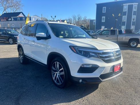 Used 2016 Honda Pilot Touring image 6