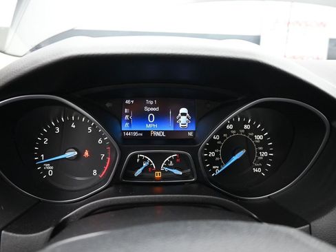 Used 2016 Ford Focus SE w/ Reverse Sensing Package image 22